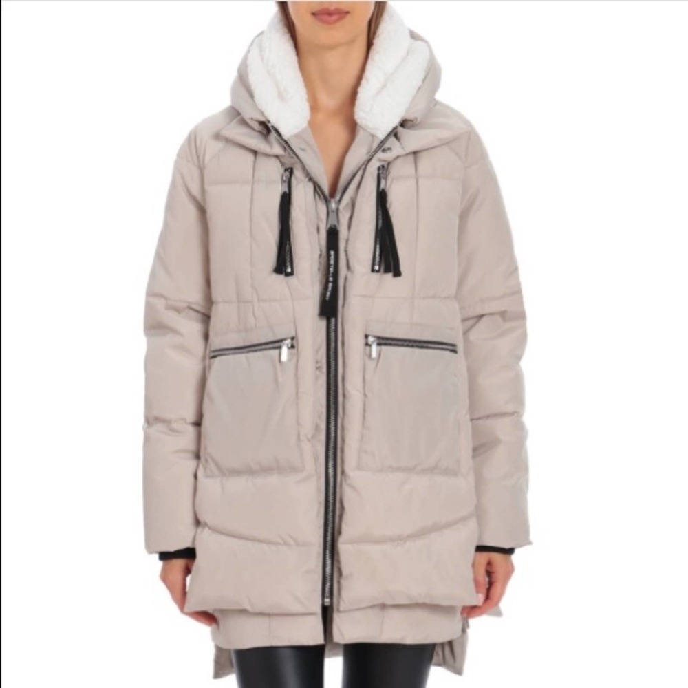Bagatelle Sport Beige Puffer Jacket W/ Hood SZ M